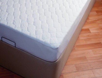 a photo of an englander mattress